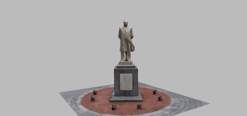 Statue of Chairman Mao at Wuchang Bay